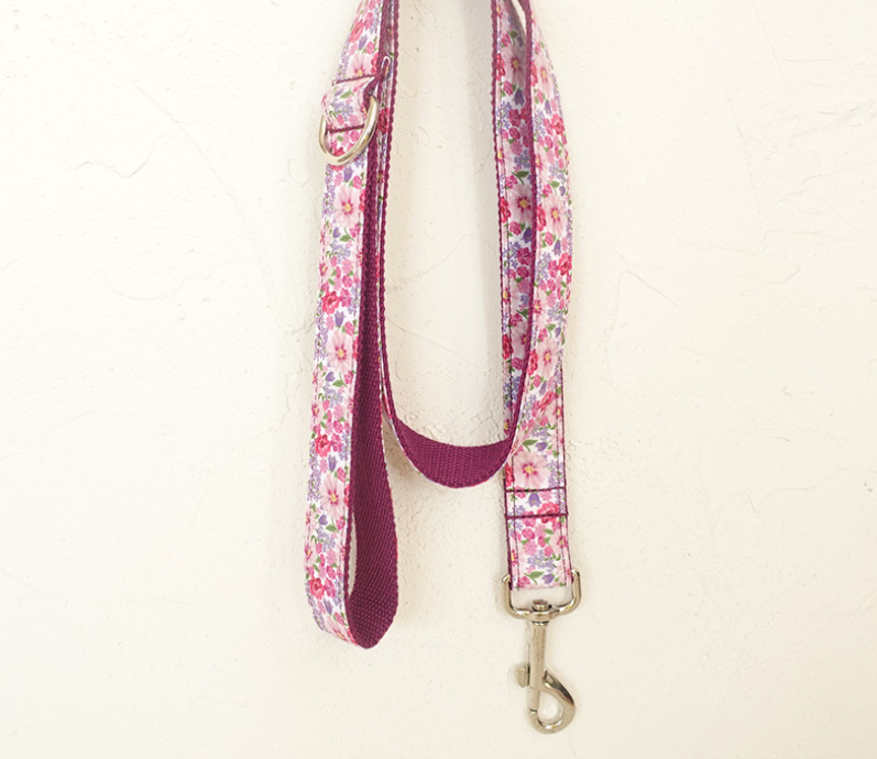 Beautiful Floral Print Leash (120 cm)