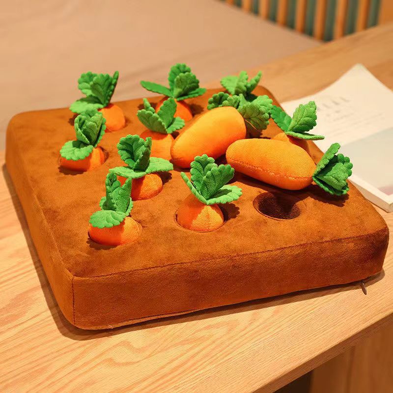 Carrot Farm Treat Puzzle Toy